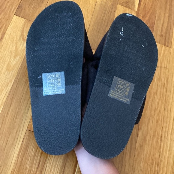 Maeve Women’s Black Criss Cross Slides Size 11 - Picture 6 of 8